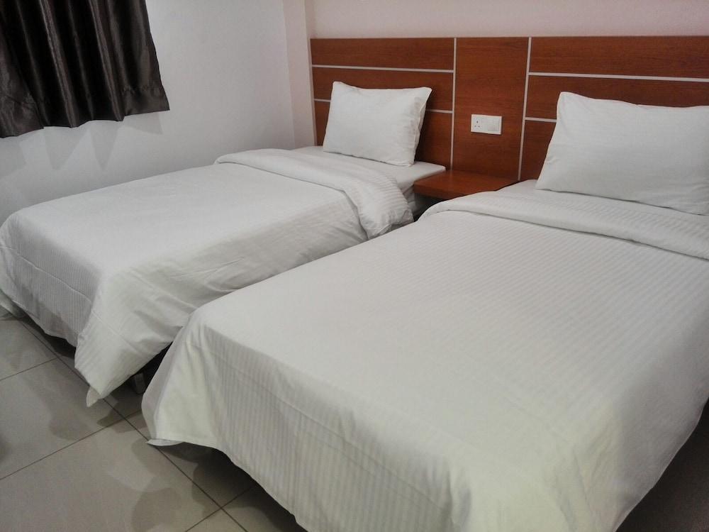 DOTA Hotel Alor Setar Buitenkant foto